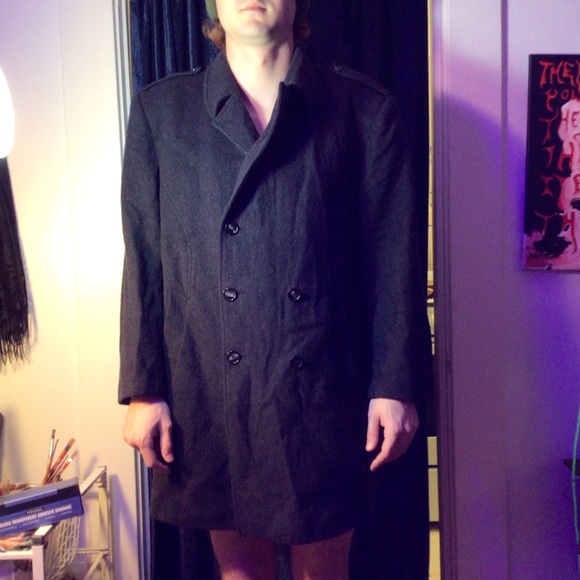 Wool coat - Picture 1 of 3